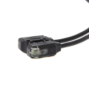 E3T-ST13-M5J 0.3M Omron Czujnik Fotoelektryczny