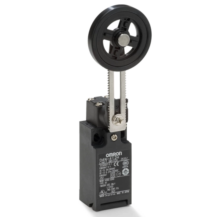 D4N-412H.jpg