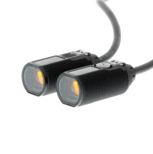 E3FA-TP12 2M Omron Czujnik fotoelektryczny