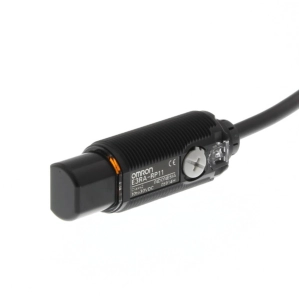 E3RA-TP11 2M Omron Czujnik Fotoelektryczny
