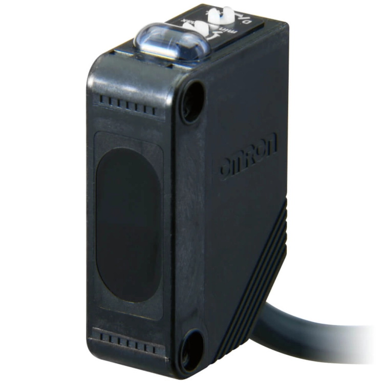 E3Z-D82.jpg