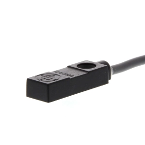 TL-W3MB25 Omron Czujnik indukcyjny